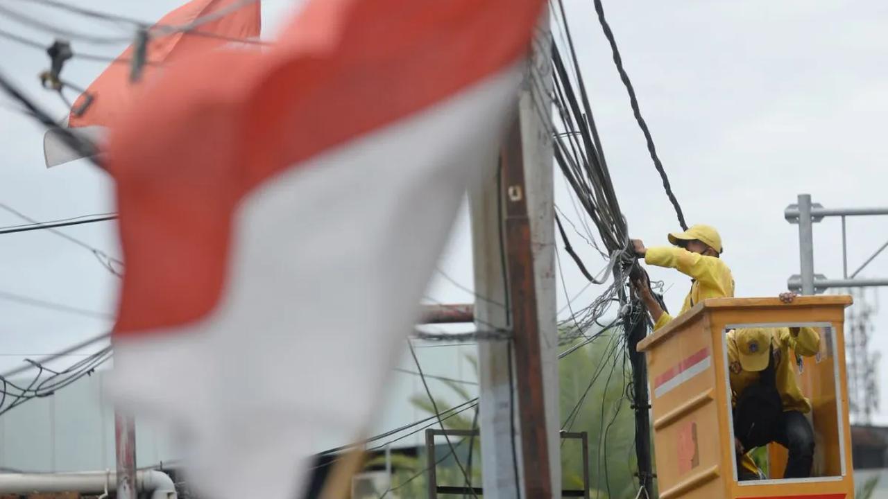 IP address&nbsp;atau alamat IP adalah kumpulan angka yang dimiliki oleh setiap perangkat yang terhubung dengan internet.