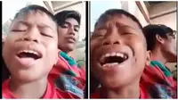 Viral Video Bocah Bernyanyi dengan Suara Emas, Ekspresinya Menjiwai Banget
