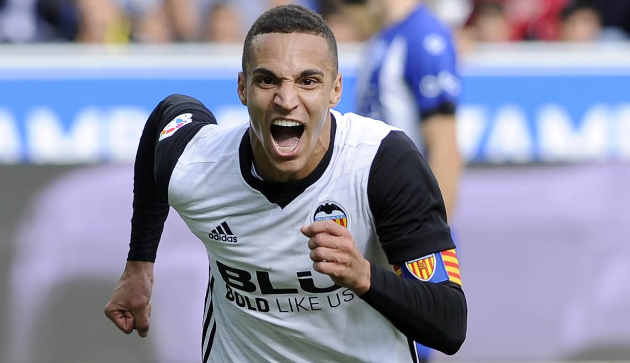 4. Rodrigo (Valencia) - 8 Gol (1 Penalti). (AFP/Ander Gillenea)