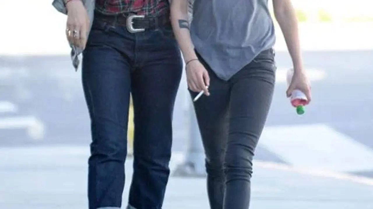 [Bintang] Kristen Stewart dan Soko