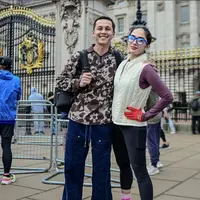 Ussy tak main-main dengan hobi larinya. Baru-baru ini ia mengikuti London Marathon untuk berlomba. [Foto: Instagram/ Ussy Sulistiawaty]