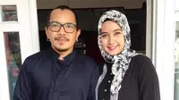 Cella Kotak dan istrinya, Carolyna Dewi [foto: instagram]s