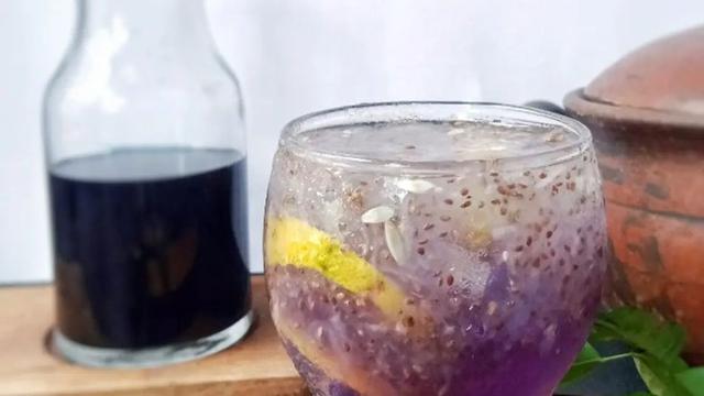 Es Kuwut Bunga Telang