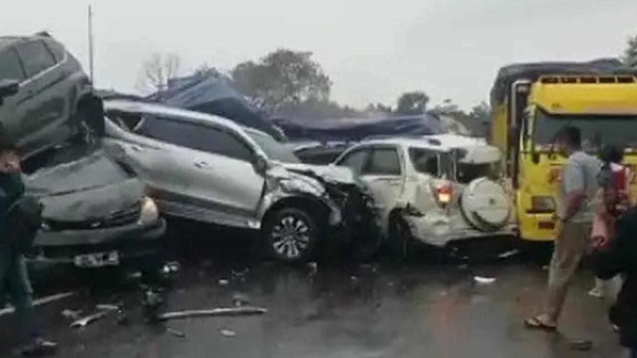 Disebut Kelebihan Kapasitas, Ternyata Ini Muatan Truk Rem Blong yang Sebabkan Kecelakaan Tol Cipularang