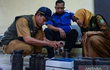 Cegah Kecurangan, Mukomuko Gencarkan Tera Ulang Timbangan Pedagang di Pasar Tradisional