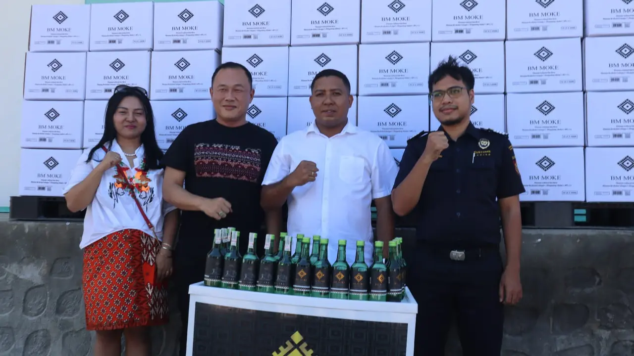 Moke minuman tradisional Sikka