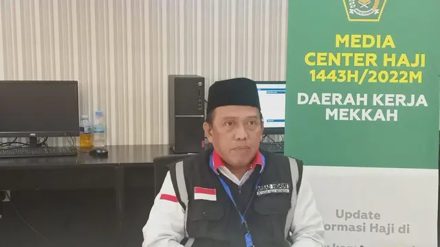 Ketua Panitia Penyelenggara Ibadah Haji (PPIH) Arab Saudi, Arsyad Hidayat di ruang Media Center Haji (MCH) Daker Makkah, Minggu (26/6/2022). (Liputan6.com/ Mevi Linawati)