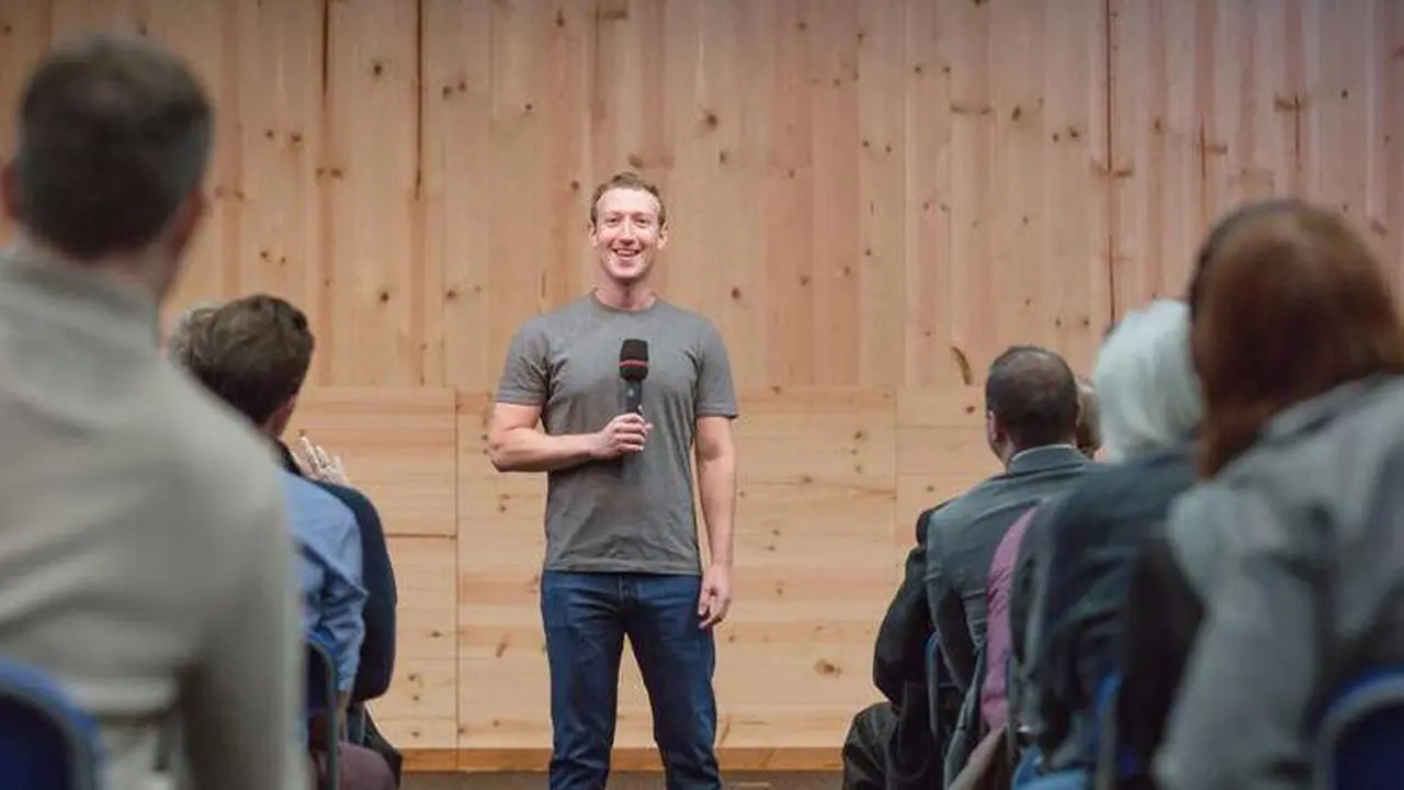 Bos Facebook Ingin Lebih Serius Boyong `Oculus Rift`