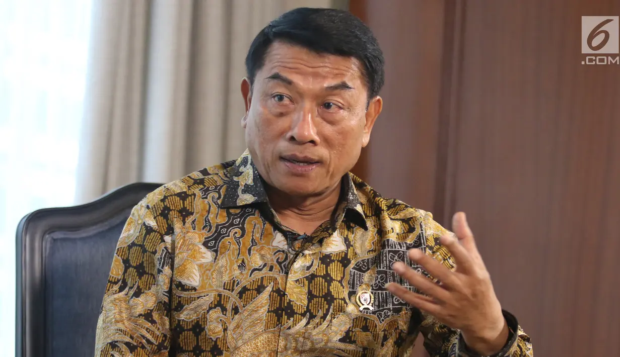 Kepala Staf Presiden Moeldoko saat wawancara dengan KLY di Jakarta, Rabu (16/1). Dalam wawancara tersebut Moeldoko memaparkan kinerja kerja pemerintahan Jokowi-JK hingga saat ini. (Liputan6.com/Angga Yuniar)