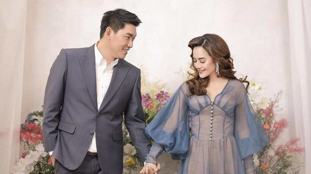 7 Pesona Prewedding Terbaru Ifan Seventeen dan Citra Monica, Tampil Menawan