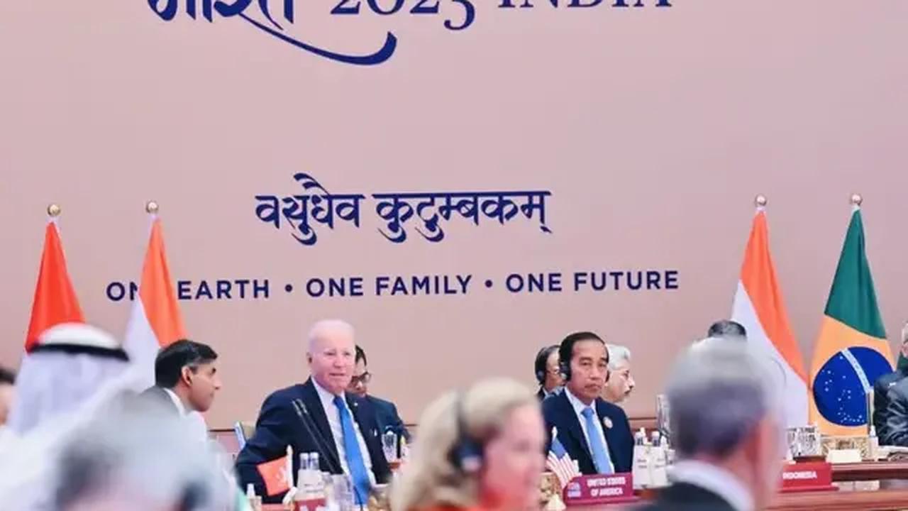 Jokowi menuturkan bahwa Indonesia telah melakukan sejumlah aksi nyata untuk melindungi bumi.<br>
