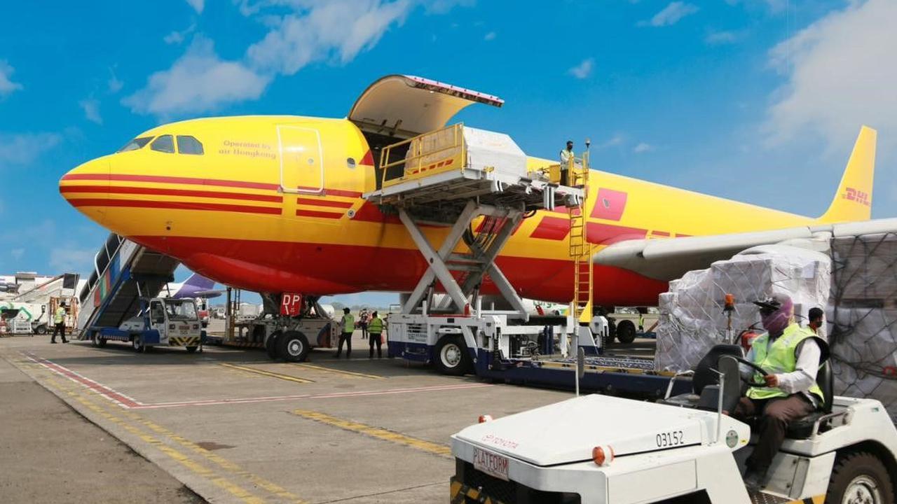 Imbas Pengenaan Tarif Amerika, DHL Express Hentikan Sementara Pengiriman Konsumen ke AS di Atas Rp13 Juta