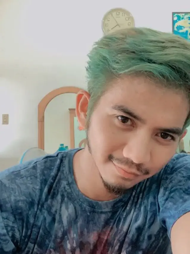 Ubah Gaya dan Warna Rambut, Ini 6 Potret Terbaru Rizki DA Makin Macho