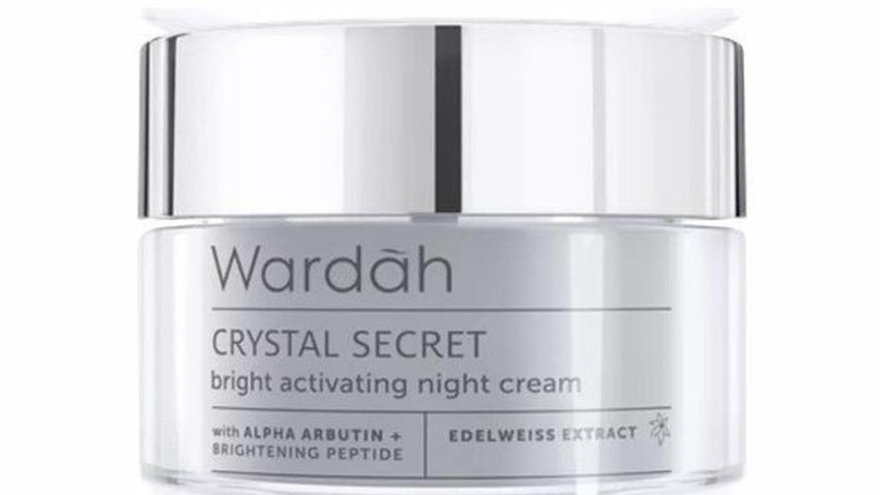 1. Wardah Crystal Secret Bright Activating Night Cream<br>