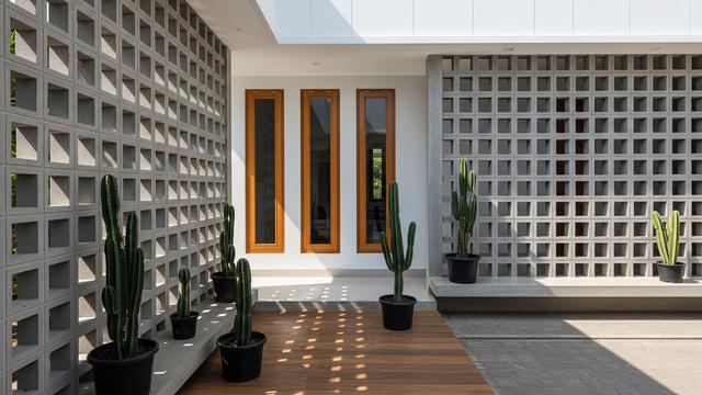 7 Gambar Tampak Depan Rumah Minimalis dengan Roster Artistik, Fasad ...