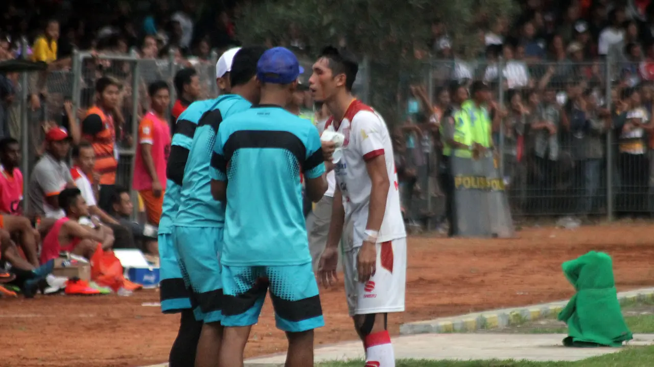 Persis Solo