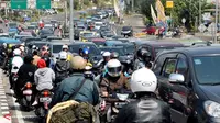 Malam Tahun Baru, Kendaraan Dilarang Parkir Pinggir Jalan Puncak