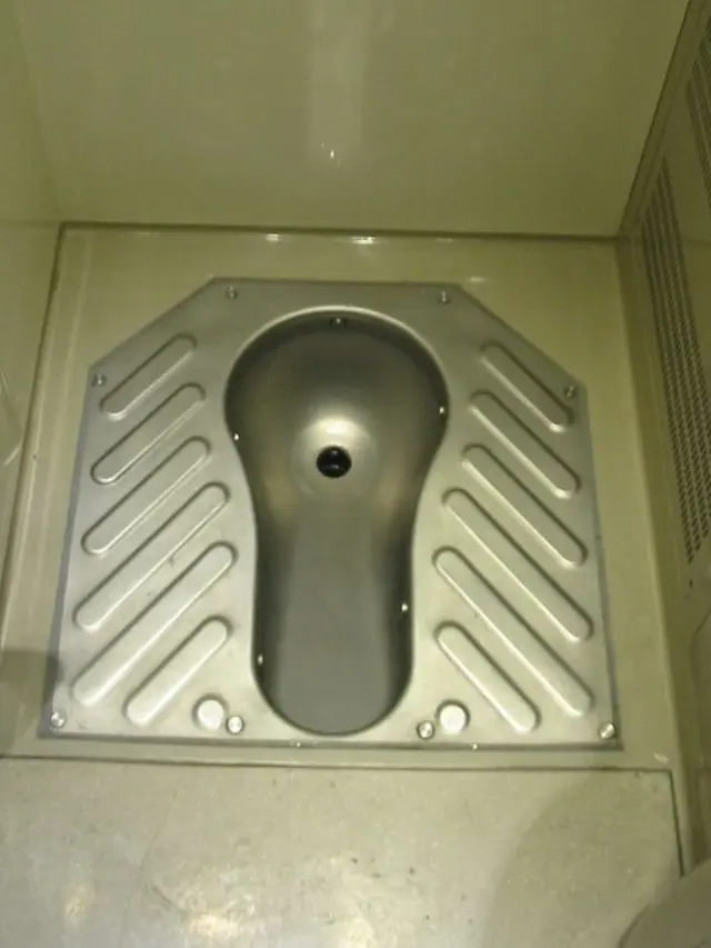 Beda dari Indonesia, 7 Potret Toilet Umum di Berbagai Negara Ini Bikin Takjub