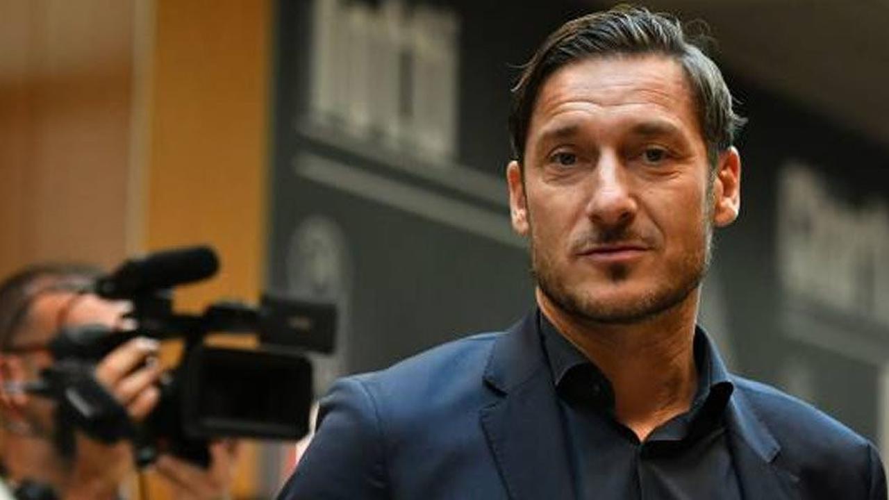 8 Legenda Sepak Bola yang Tak Pernah Mencicipi Semifinal Liga Champions