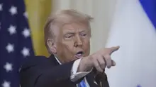 Presiden Amerika Serikat Donald Trump pada 4 Februari 2025 di Gedung Putih. (Dok. AP Photo/Alex Brandon)