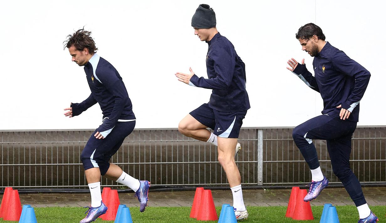 Latihan ini persiapan melawan Belgia di 16 besar Euro 2024 . (FRANCK FIFE/AFP)