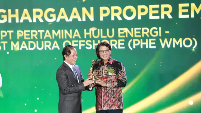 PT Pertamina Hulu Energi (PHE) sebagai Subholding Upstream Pertamina memboyong 12 predikat PROPER Emas tahun 2024.