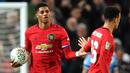 Marcus Rashford dipercaya mengemban ban kapten Manchester United untuk yang pertama kali saat laga semifinal Crabao Cup kontra Manchester City. Meski kalah 1-3, Rashford diporyeksikan sebagai seorang kapten masa depan Setan Merah. (AFP/Paul Ellis)