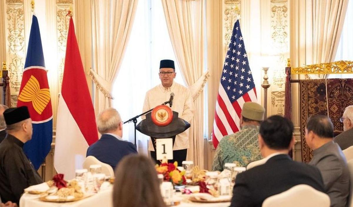 "Makanya kan saya juga akan kembali lagi ke sana untuk berpamitan sekaligus menyelesaikan program-program yang ada untuk meneruskan di sini,"