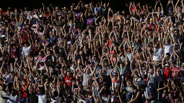 Barcelona, Machester United, Aksi Legenda