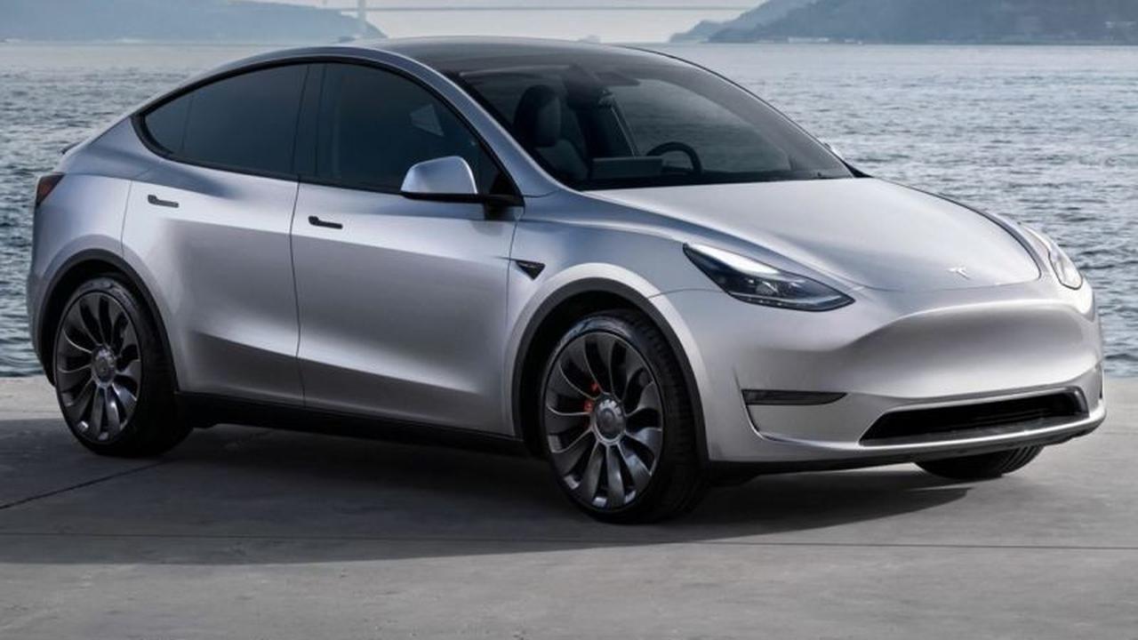 Sorotan Berita: Tren Penyewaan Tas Mewah Lebaran 2026 hingga Penjualan Tesla Model Y Global