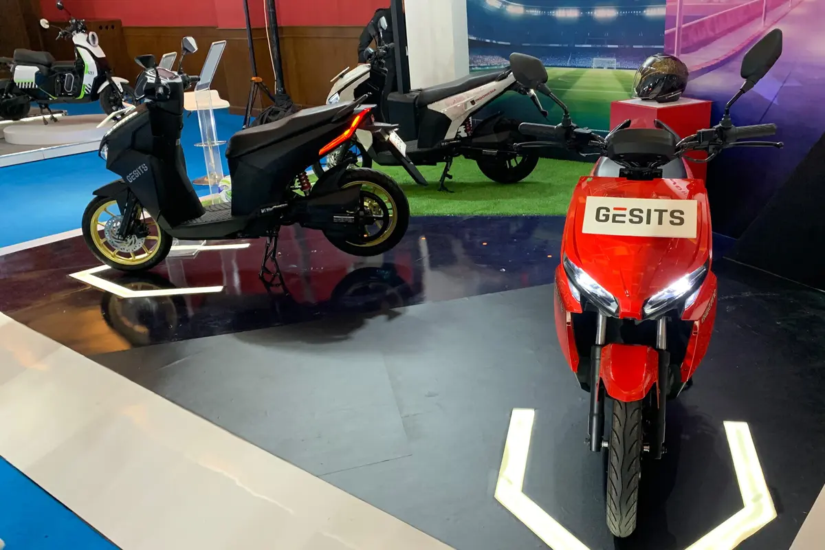 GESITS G1 DLX dan Spesial Edition Garuda