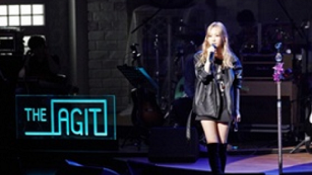 Kyuhyun SUJU dan Taeyeon SNSD Dominasi Penyanyi Solo di MAMA 2015