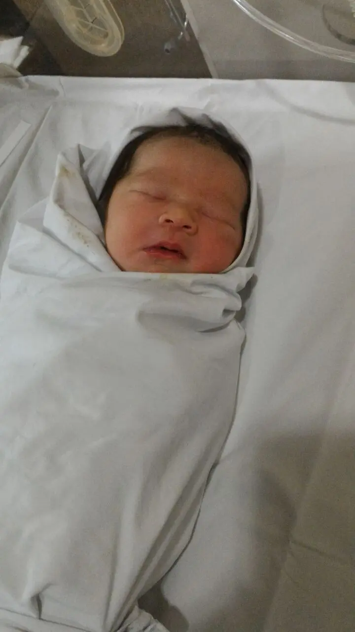 Olivia Jensen melahirkan putri pertamanya di tanggal cantik (Syaiful Bahri/Bintang.com)