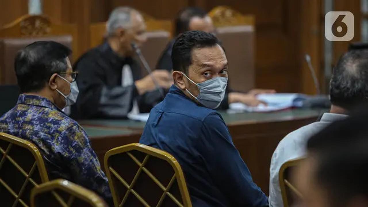 Tiga Hakim Tersangka Suap Vonis Bebas Ronald Tannur Jalani Sidang Pembacaan Dakwaan