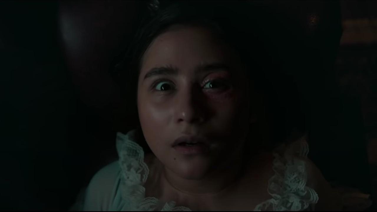 Prilly Latuconsina di salah satu adegan film Danur 3: Sunyaruri. (MD Pictures)