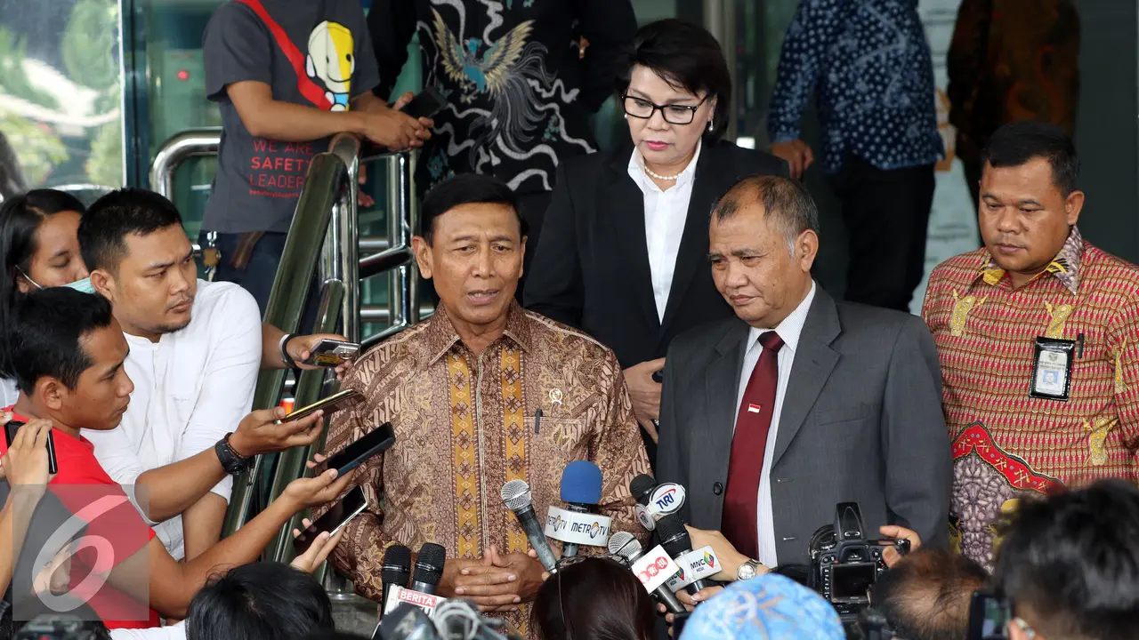 20161007- Menko Polhukam Wiranto Setor LHKPN-Jakarta-Helmi Afandi