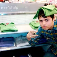 Entah aturannya yang salah atau orang-orang ini hidupnya lurus banget, 10 gambar ini bakal sukses bikin kamu ngakak.