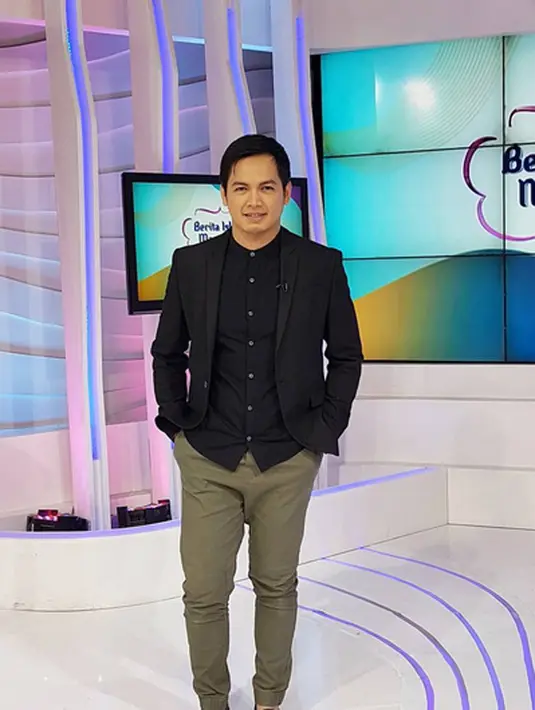 "Saya tidak mau takabur. Saya hanya ingin membagikan momen yang sudah pasti saja, intinya seperti itu. Tunggu saja ya," ucap mantan suami Tania Nadira tersebut. (Instagram/tommykurniawann)