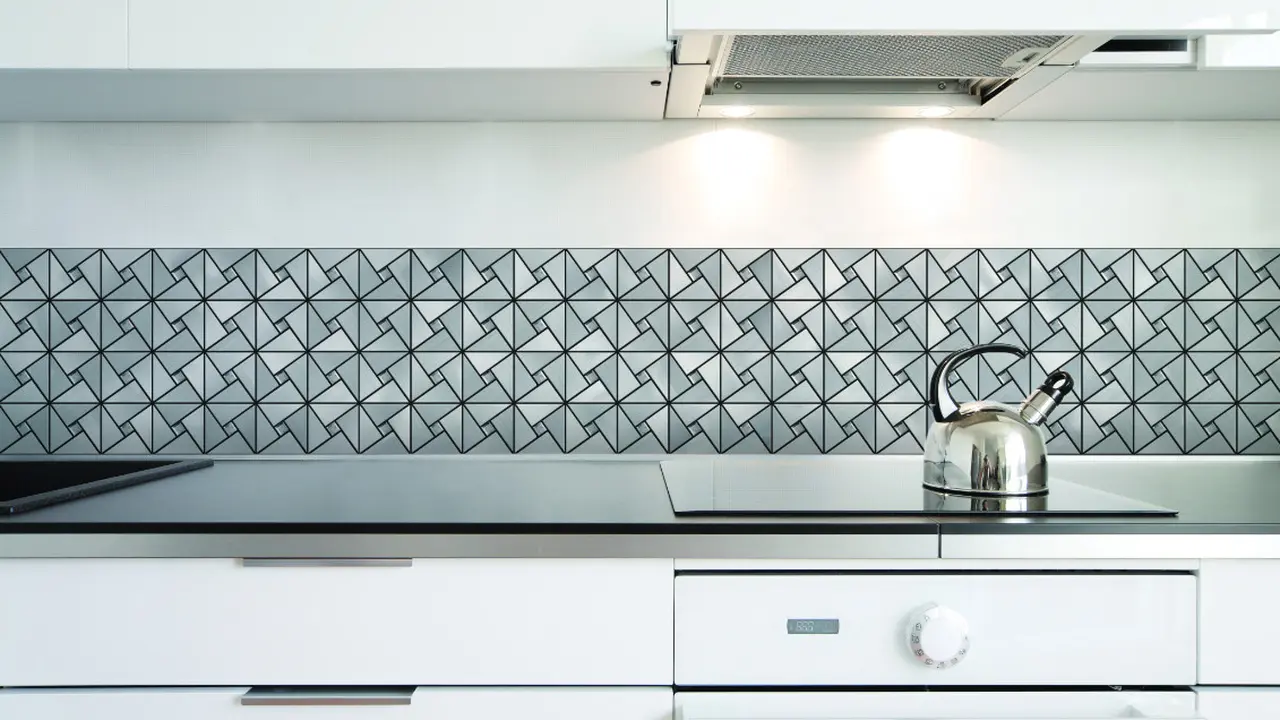 Dekorasi Dinding Berbahan Metal untuk Tampilan Rumah Modern