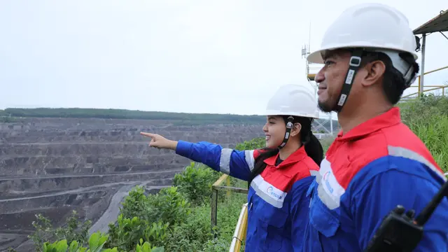Pekerja PT Elnusa Tbk (ELNUSA), anak usaha dari PT Pertamina Hulu Energi. Dok Elnusa