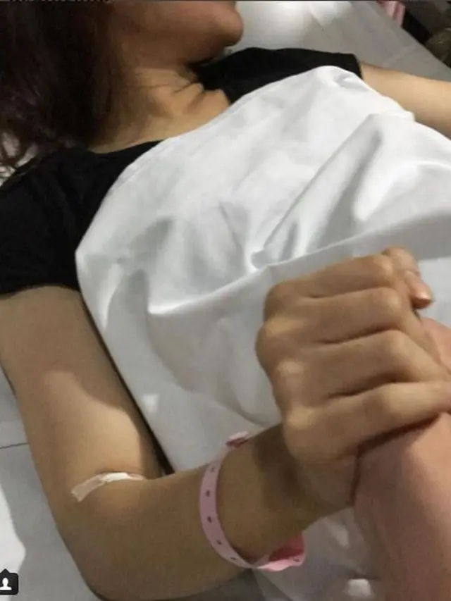 [Bintang] Gracia Indri dan Metha Yunatria