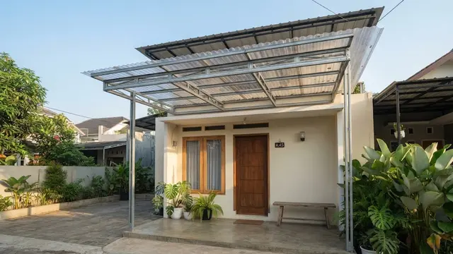 Desain Atap Pelindung Teras Rumah Kecil