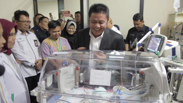 Bayi Kembar Siam di Palembang Lewati Masa Kritis Usai Operasi 7 Jam