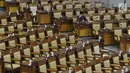 Anggota dewan mengikuti rapat paripurna ke-11 DPR RI tahun sidang 2019-2020 di Kompleks Parlemen, Jakarta, Kamis (26/9/2019). Paripurna tersebut mengambil keputusan terkait RUU Pengelolaan Sumber Daya Nasional (PSDN) untuk Pertahanan Negara. (Liputan6.com/Helmi Fithriansyah)