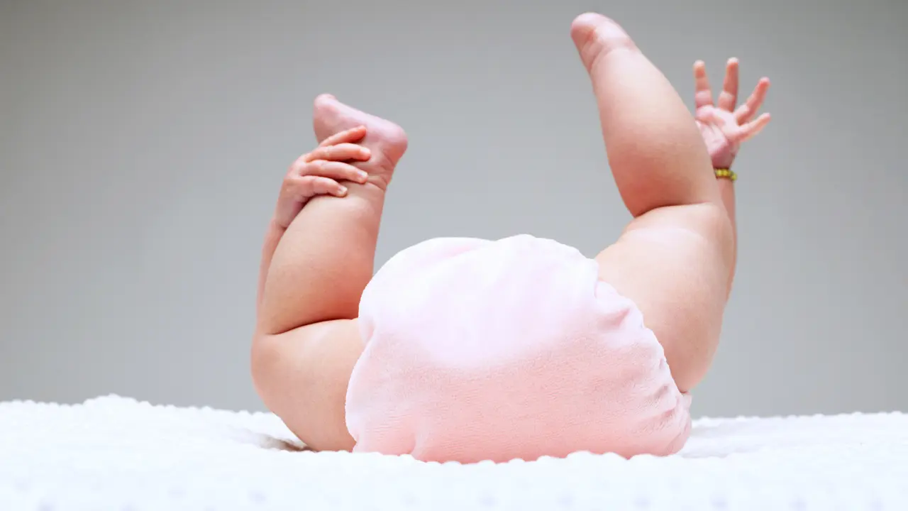 Cegah Iritasi, Popok Bayi Harus diganti 6 Kali Sehari