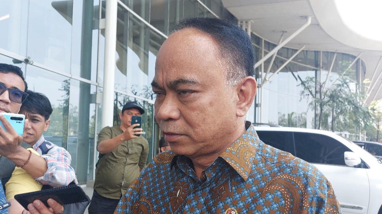 Menkominfo soal 5 Dompet Digital Dimanfaatkan Pelaku Judi Online: Itu Hanya Teguran Keras, Bukan Diblokir