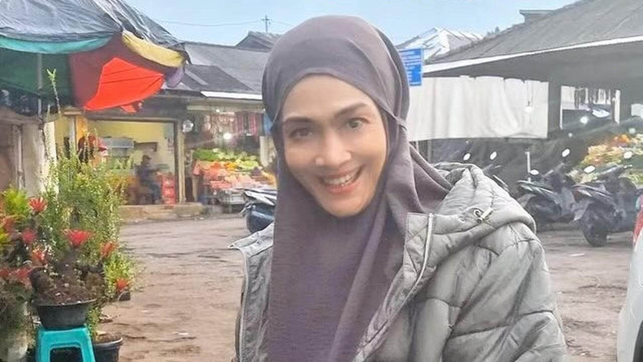 Potret Cantik Dewi Hughes Sukses Turunkan Berat Badan 91 Kg Berkat Gaya Hidup Sehat