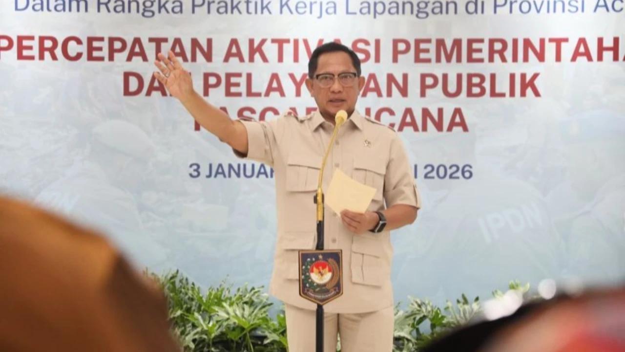 Prabowo Tunjuk Mendagri Tito Jadi Ketua Satgas Percepatan Rehabilitasi Pascabencana Sumatra