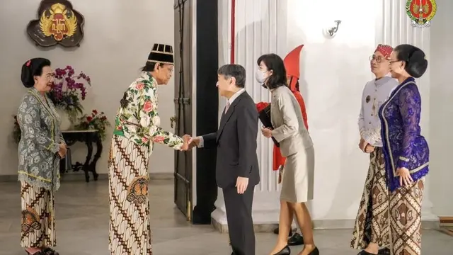 Kaisar Jepang Kunjungi Keraton Jogja