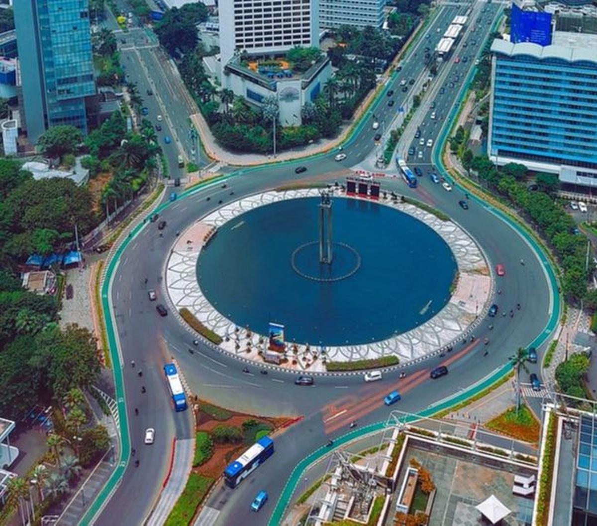 2. Indonesia yang ternyata punya 707 bahasa berada di peringkat kedua.